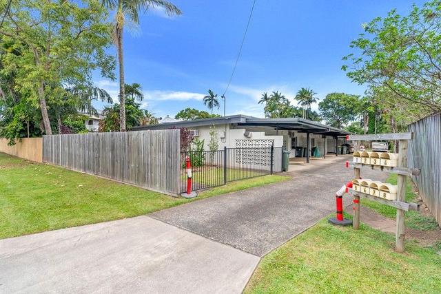 2/13-15 Brisbane Street, QLD 4870