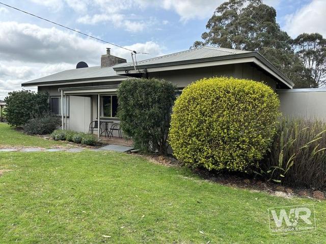 69 Charles Street, WA 6330