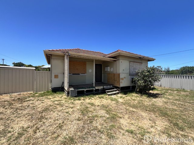 8 Ulmus Street, WA 6530