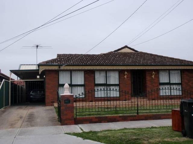 14 Waranga Crescent, VIC 3021