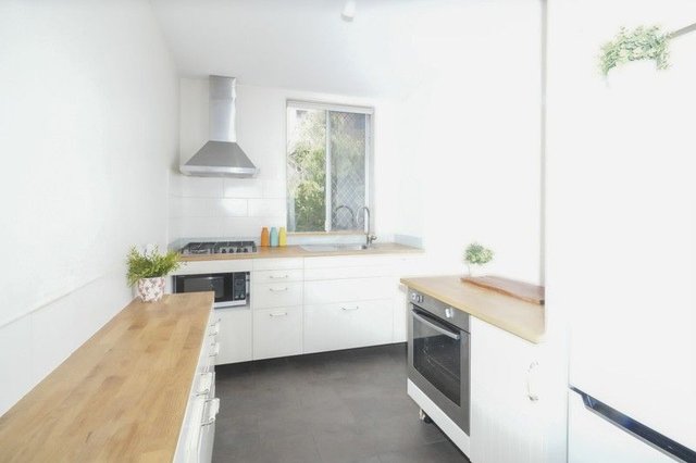 3/4 Murray Avenue, WA 6012