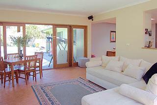 Family room to pool 