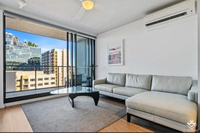811/11 Carriage Street, QLD 4006