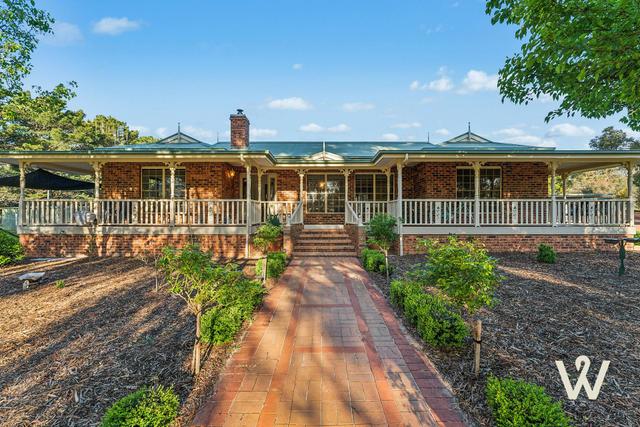 9 Lakeview Drive, NSW 2582