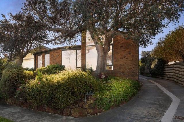 2/60 Beach Road, VIC 3194