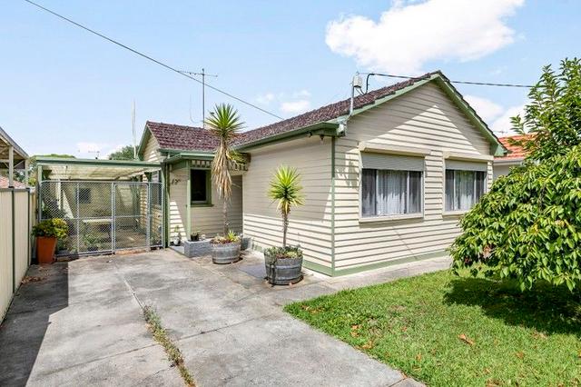 17 Kingsford Avenue, VIC 3058