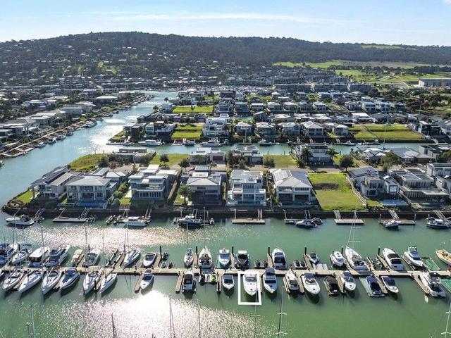 Berth Lot 5237 Martha Cove Waterway, VIC 3936