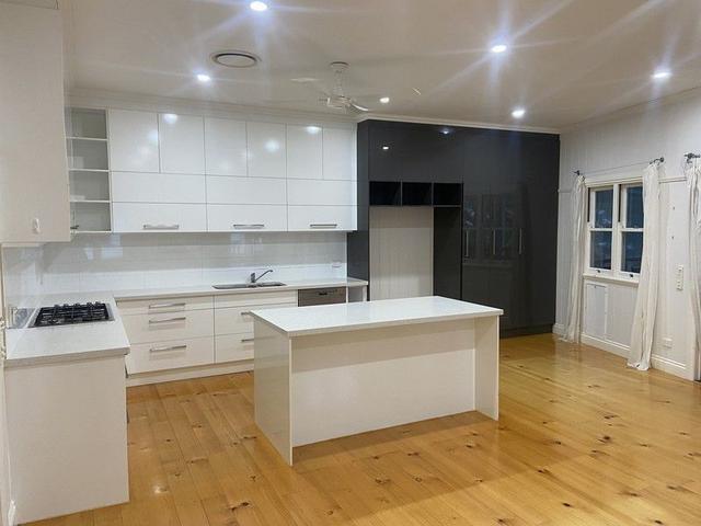 22 Gladstone Street, QLD 4064