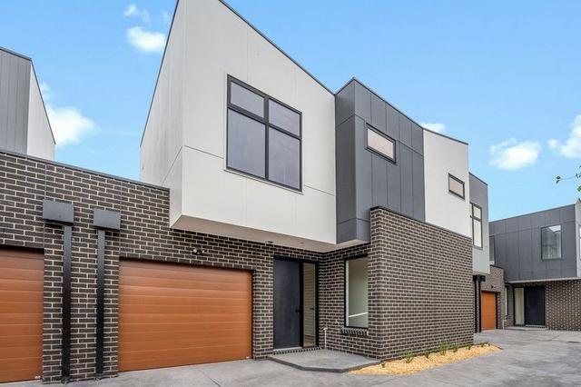 2/7 Robert  Street, VIC 3175