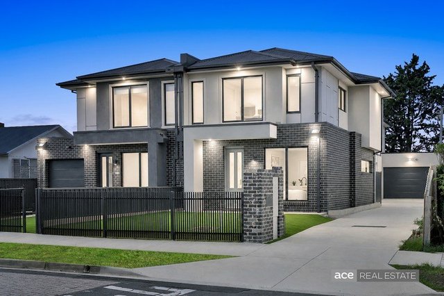 2/5 Wackett Street, VIC 3028