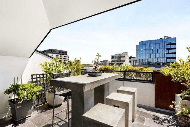 2/1 Bedford Street, VIC 3066