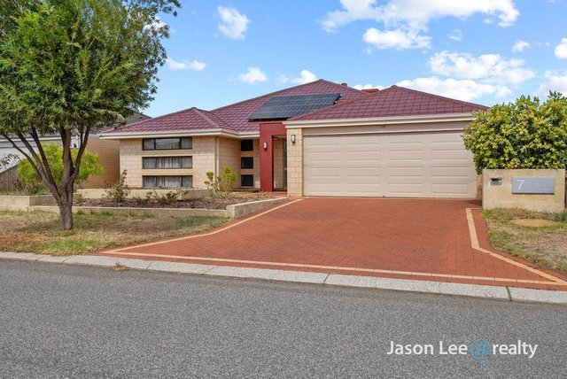 7 Pentecost Loop, WA 6110