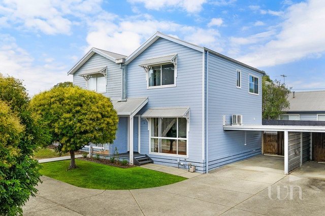 2/5 Carol Street, VIC 3931