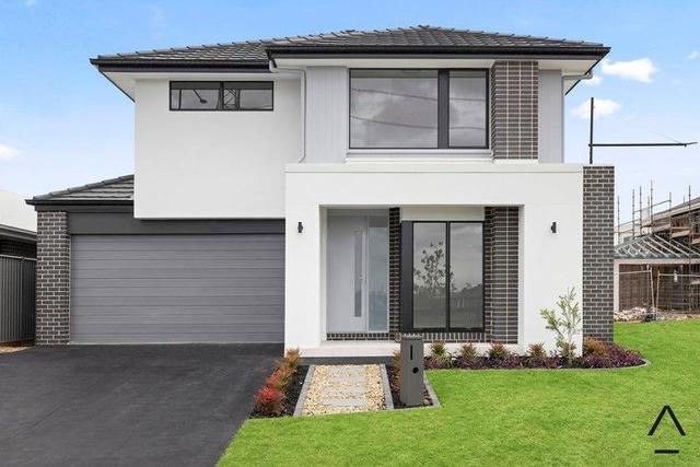 9 Lehany Cct, NSW 2570