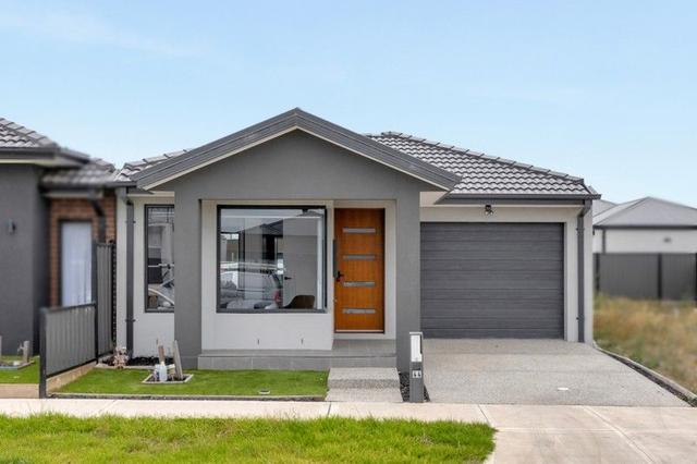 44 Darwinia Drive, VIC 3064