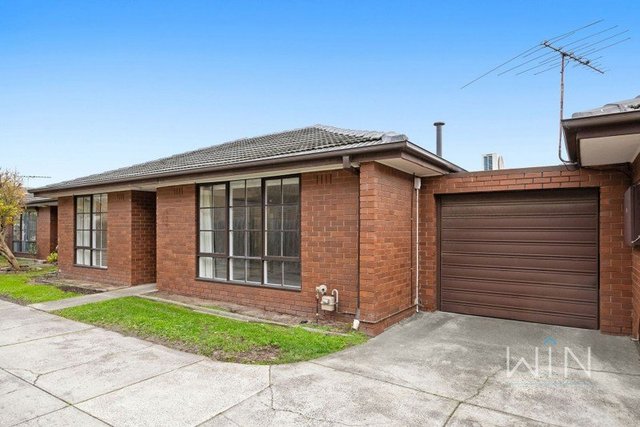 2/72 Buckley Sreet, VIC 3174