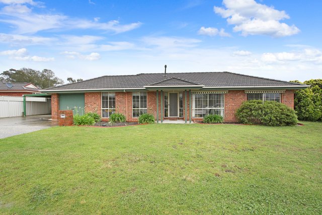 4 Templeton Place, VIC 3690