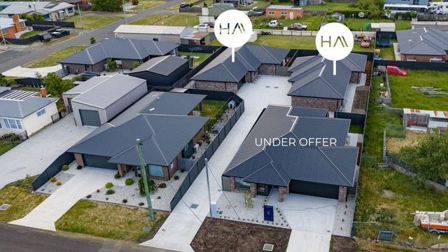 2 & 3/14 East  Street, TAS 7291