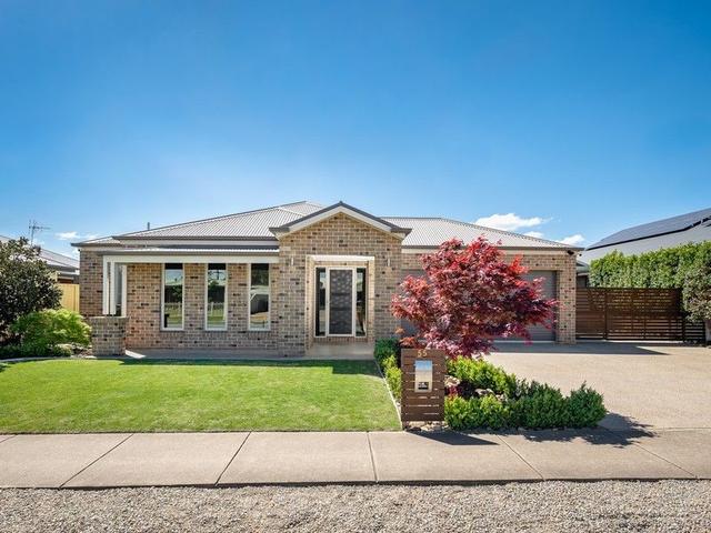 55 Pine Road, VIC 3630