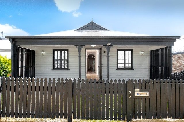 25 Wildflower Drive, QLD 4300