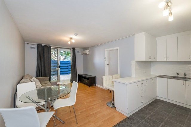 4A/159 Hector Street, WA 6017