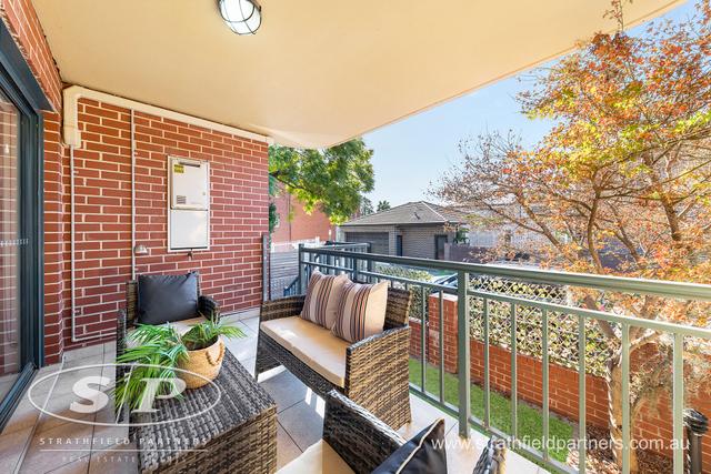 1/10 Belleverde Avenue, NSW 2135