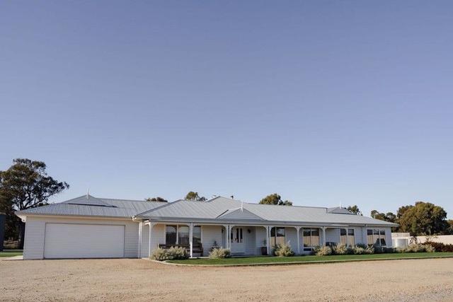 82 Newnham Road, VIC 3644
