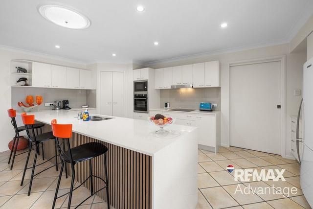32 Schooner Circuit, QLD 4179