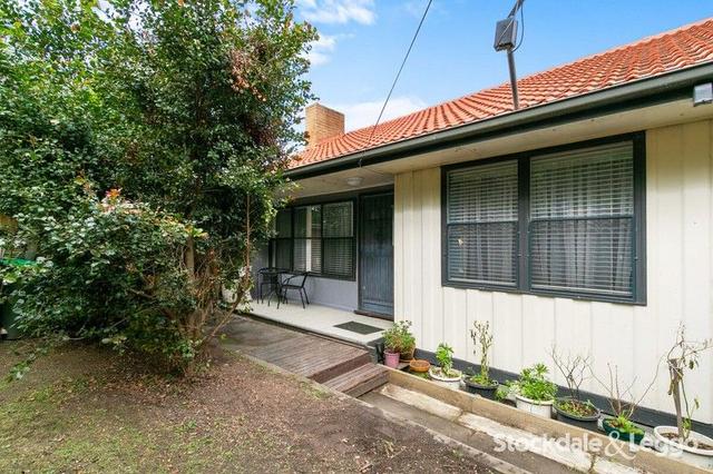 8 Crinigan Road, VIC 3840