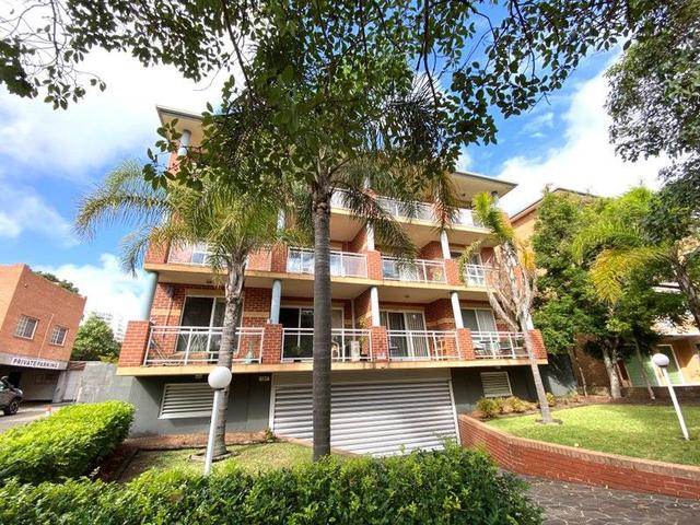 8/2 Queens Road, NSW 2216