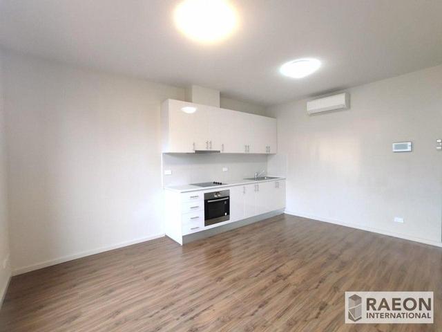 2/130 Nicholson Street, VIC 3011