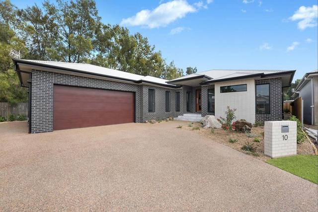 10 Costigan Court, NSW 2850
