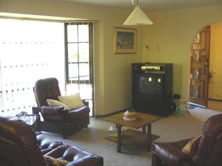 Lounge (2008-11-19)