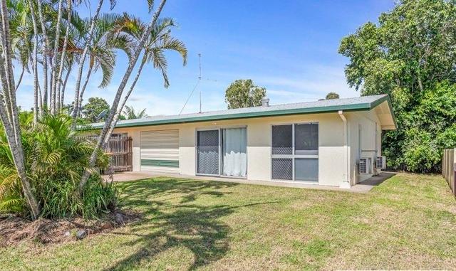 2/5 Boswood Street, QLD 4701