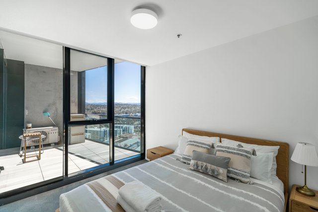 2216/3 Grazier Lane, ACT 2617