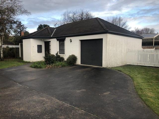 4/7 Holland Court, VIC 3824