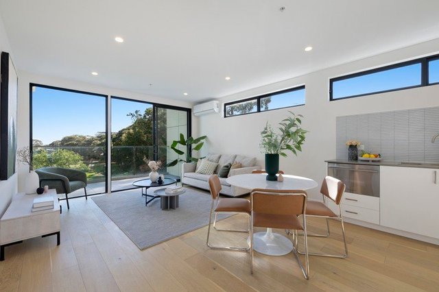 204/13 George Street, VIC 3191