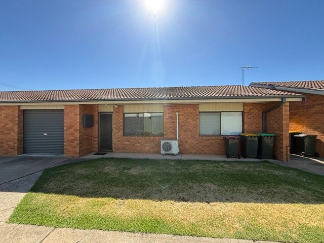 2/63 Nasmyth  Street, NSW 2594