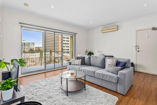 18/123 Lowanna Street, ACT 2612