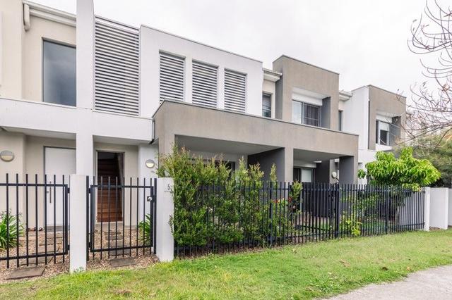 5/2 Emily Way, QLD 4227