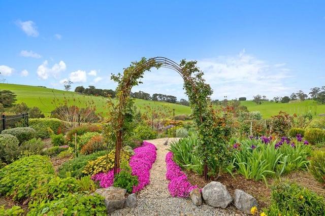 8 Moyes Court, VIC 3831