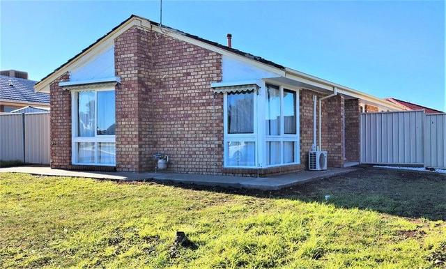 1/21 Cambrian Way, VIC 3337