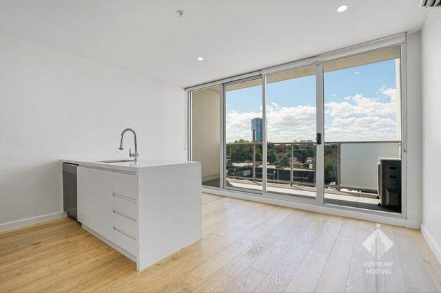 301/33 Racecourse Road, VIC 3051