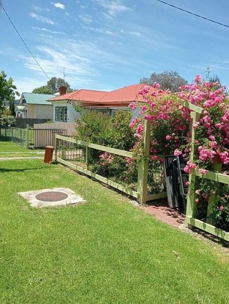 23 High Street, NSW 2372