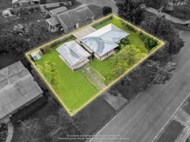 2 Elizabeth Court, QLD 4131