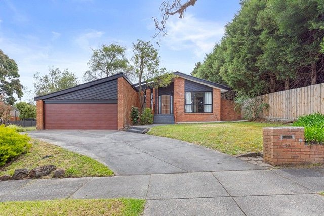 30 Tourmaline Crescent, VIC 3150