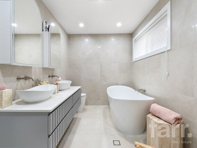 27 Padauk Drive, QLD 4211