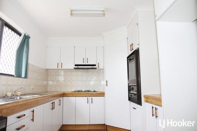 4/35 Humpybong Esplanade, QLD 4020