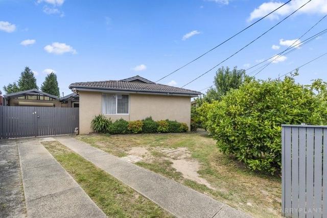 12 Bunarong Court, VIC 3175