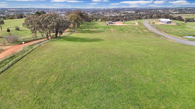 5 Tiedemann Place, NSW 2594